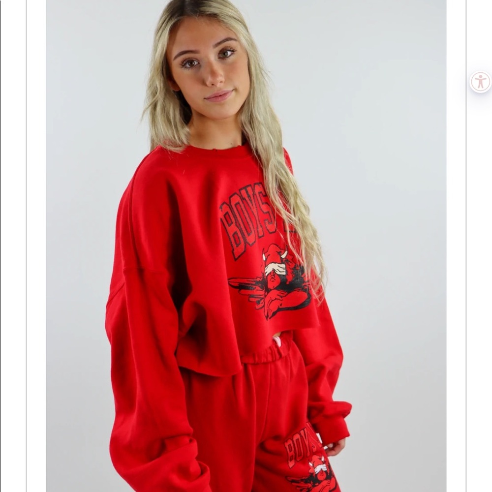 Boys Lie “Dream Team” Cropped Crewneck